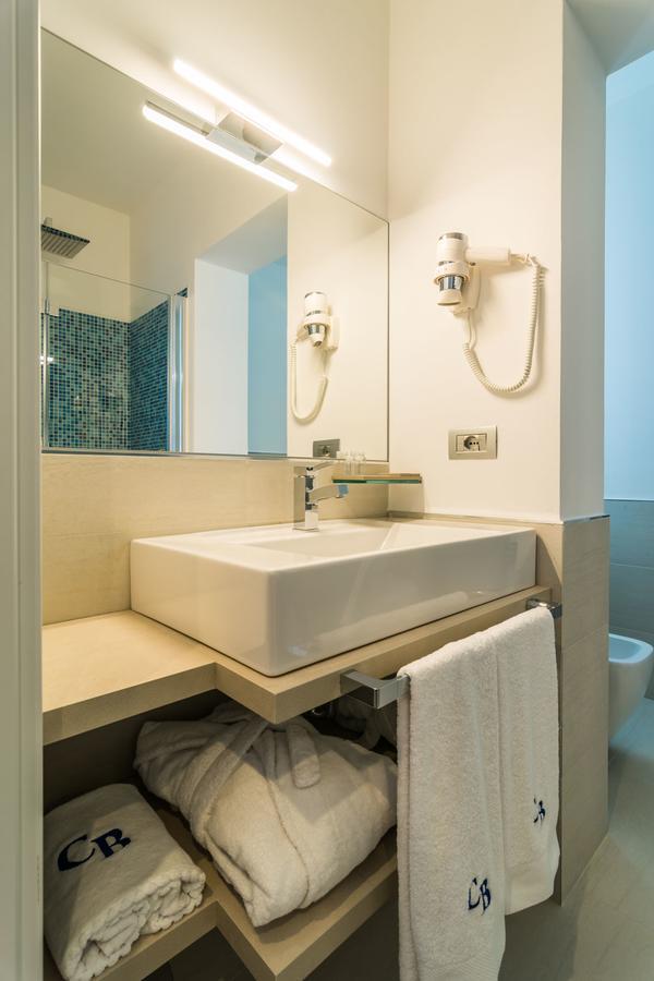 Cafe Bleu Relais Hotel Sassari Bagian luar foto