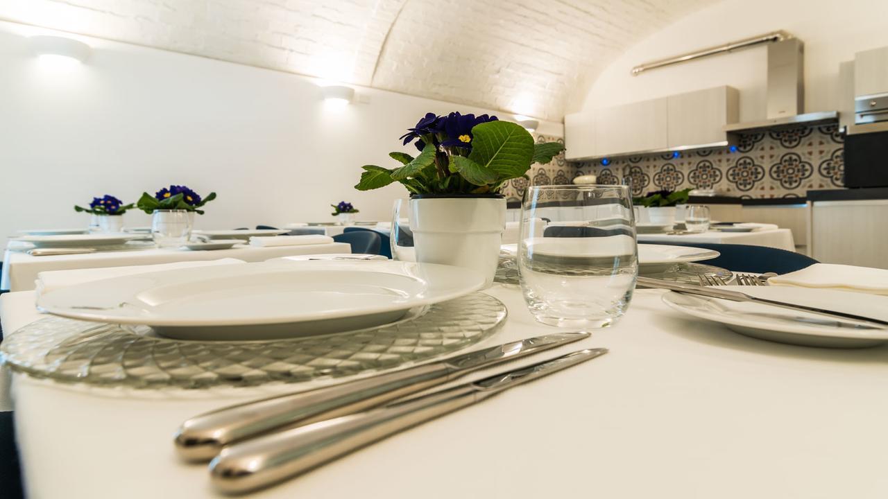 Cafe Bleu Relais Hotel Sassari Bagian luar foto