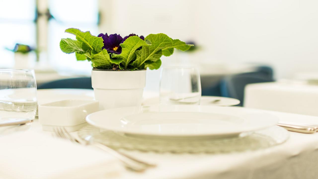 Cafe Bleu Relais Hotel Sassari Bagian luar foto