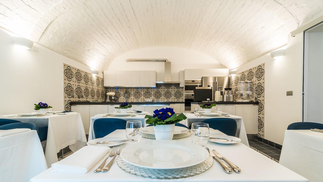 Cafe Bleu Relais Hotel Sassari Bagian luar foto